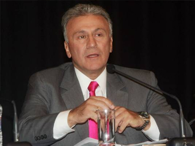 «Δεν πρέπει να πάμε με μιζέρια στις εκλογές»