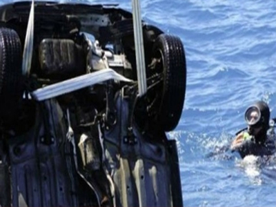 Πτώση αυτοκινήτου στο Μεσολόγγι