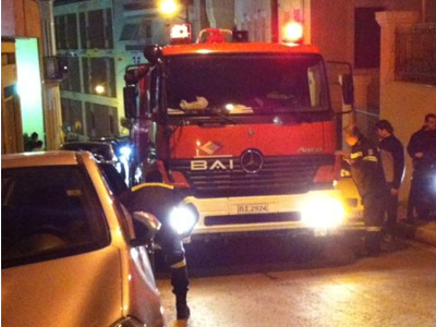 Φωτιά σε όχημα στο Ζεφύρι