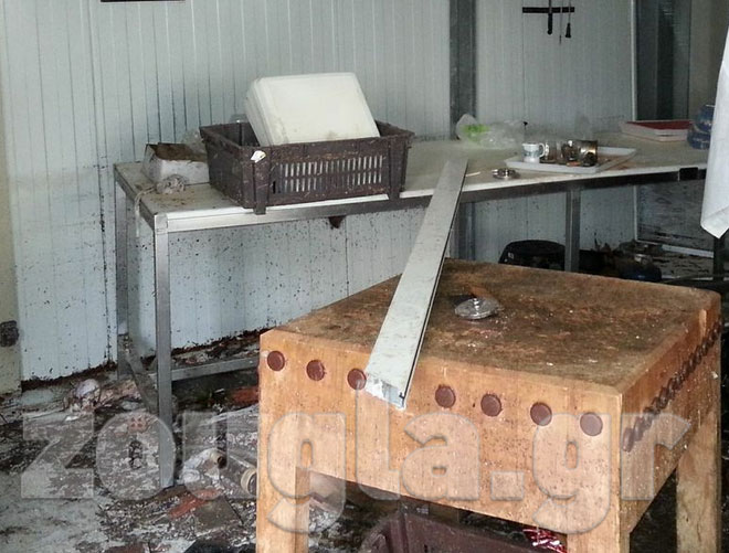Βομβαρδισμένο τοπίο το εσωτερικό κρεοπωλείου στη Νίκαια