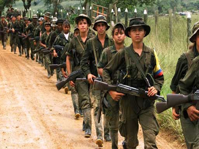 Ρίχνει γέφυρες η FARC