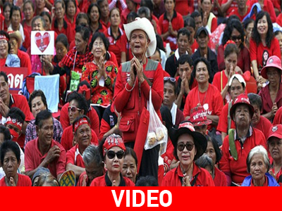 Ξανά στους δρόμους τα «Κόκκινα Πουκάμισα»