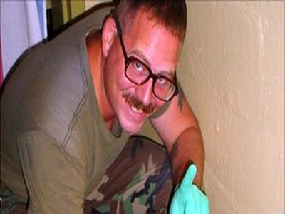 Ελεύθερος ο ιθύνων νους των βιαιοτήτων στο Άμπου Γκράιμπ