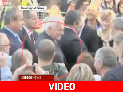 Τσεχία: Επιτέθηκε με ψεύτικο όπλο στον πρόεδρο της χώρας