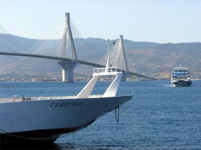 Πάτρα: Κλειστό το Ρίο – Αντίρριο λόγω των ισχυρών ανέμων