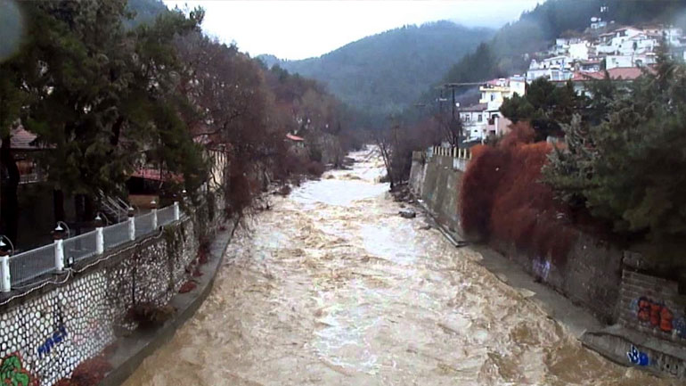 Ξάνθη: Ποταμός παρέσυρε ανήλικη