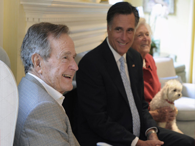 Στηρίζει Romney