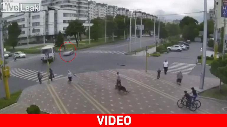 Έκανε ζικ ζακ ανάμεσα σε πεζούς!