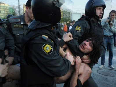 Μαζικές συλλήψεις διαδηλωτών στη Ρωσία