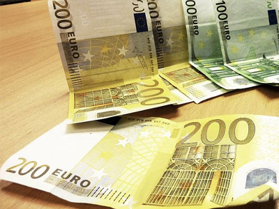 ΕΛΣΤΑΤ: Βουτιά για τους μισθούς στον Ιδιωτικό Τομέα