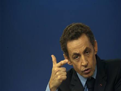 Στο ναδίρ η δημοτικότητα του Sarkozy
