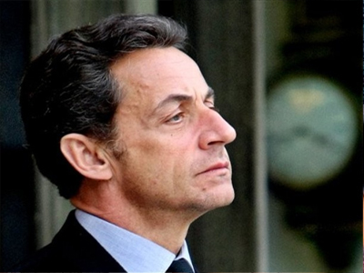 Σε ελεύθερη πτώση η δημοτικότητα Σαρκοζί