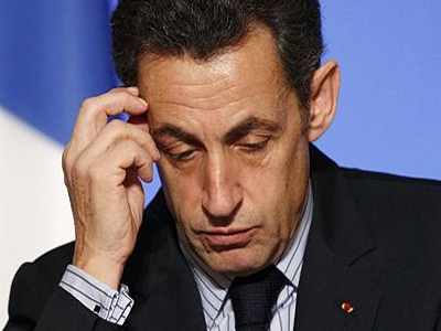 Σε ελεύθερη πτώση η δημοτικότητα του Σαρκοζί