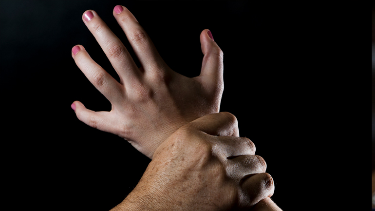 Ξάνθη: Κατήγγειλε τον πατέρα της για σεξουαλική κακοποίηση