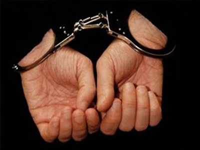 Προσπάθησε να ταξιδέψει παράνομα