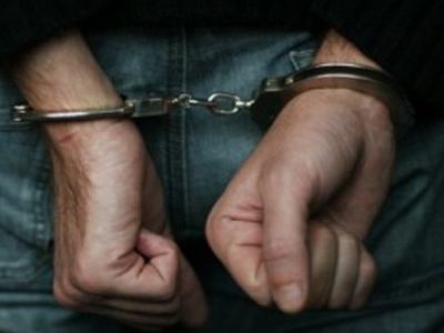 Επιχείρησε να ταξιδέψει παράνομα