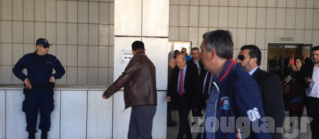  Η αποχώρηση του Κώστα Σημίτη από το Εφετείο Αθηνών