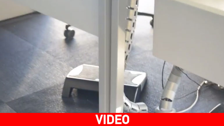 Αναρχικοί κάνουν γυαλιά… καρφιά τα γραφεία του ΤΑΙΠΕΔ