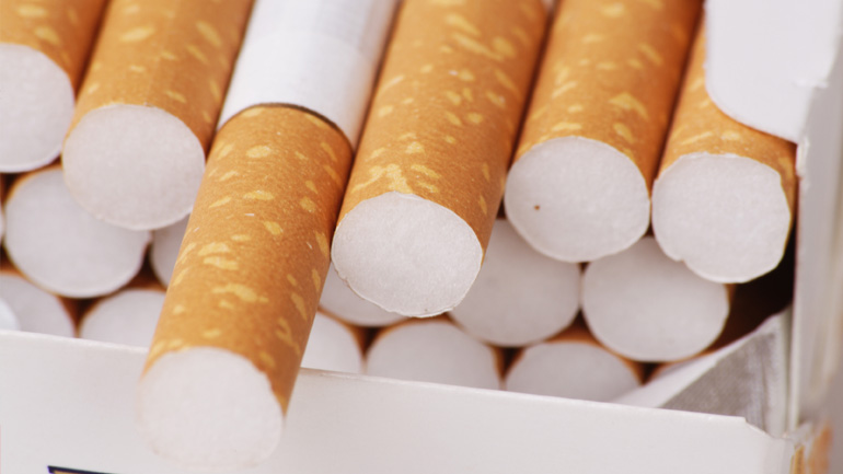 Τα λαθραία τσιγάρα έφεραν χειροπέδες