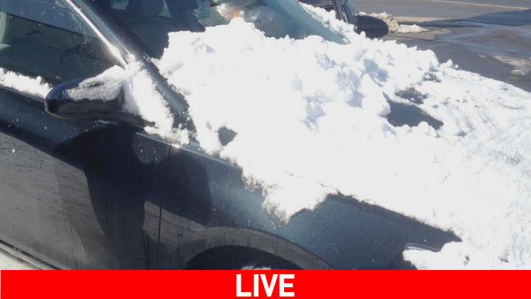 Χιόνια και βροχές στα Βόρεια Προάστια – Ζωντανά η κίνηση των οχημάτων