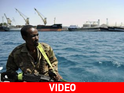 Κυνηγώντας τους πειρατές στη Σομαλία