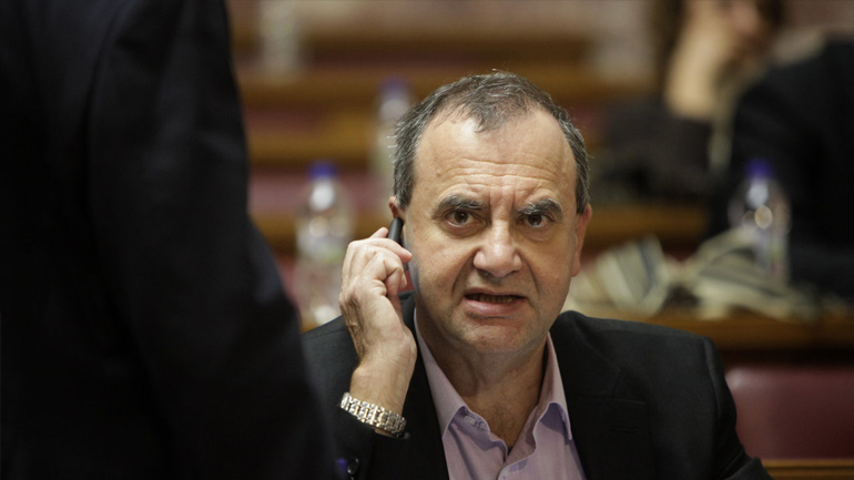 Στρατούλης: Δεν υποκύπτουμε στις πιέσεις για μείωση των συντάξεων