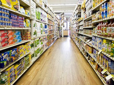 Προσπάθησε να κλέψει τρία μπουκάλια αλκοόλ!