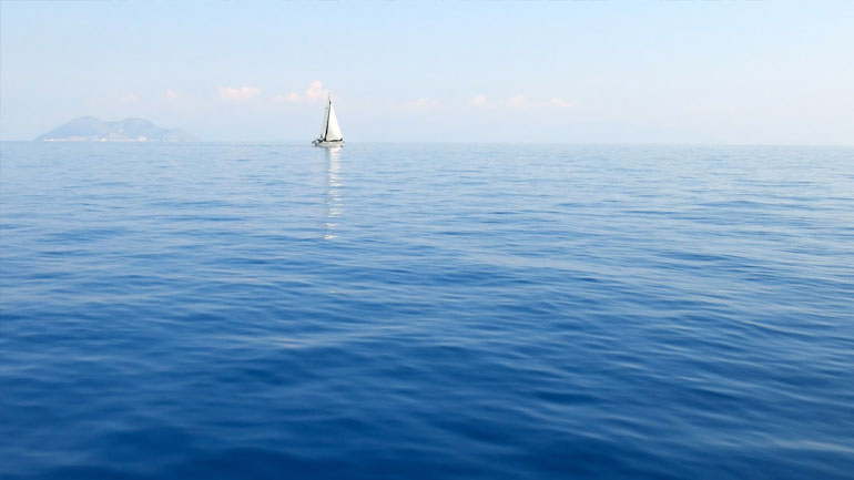 «Κρυστάλλινα» τα νερά στην Ελλάδα – Ιδανικός προορισμός για κολύμπι