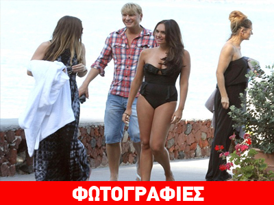 Φωτογραφήθηκε για καλό σκοπό στη Σαντορίνη