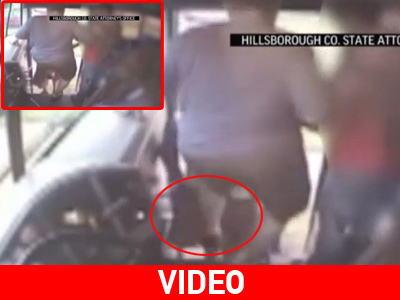 Η.Π.Α.: Οδηγός λεωφορείου κλωτσά κοριτσάκι