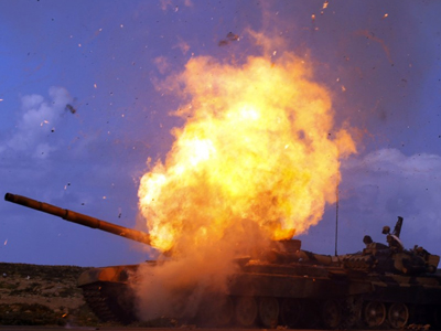 Μαίνονται οι συγκρούσεις στην Ατζνταμπίγια