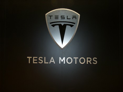 «Επαναστατικό» μοντέλο από την «Tesla Motors»