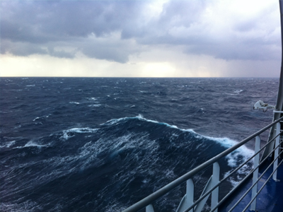 Αδυναμία προσέγγισης του «SUPERFERRY II» στο λιμάνι της Τήνου