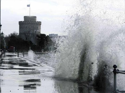 Προειδοποίηση για ισχυρό μπουρίνι στον Θερμαϊκό