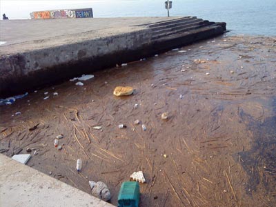 Επιφανειακός καθαρισμός του Θερμαϊκού κόλπου