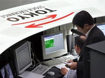 Οριακή πτώση στο Τόκιο