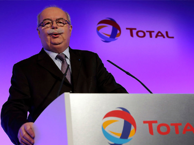 Υπό κράτηση τέθηκαν ακόμα τέσσερις εργαζόμενοι στο αεροδρόμιο της Μόσχας