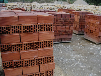 Τους έπιασαν στα… πράσα