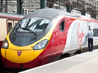 Λονδίνο-Γλασκώβη με ιδιωτικό τραίνο!