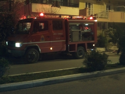 «Λαμπάδιασαν» δίκυκλα στην Καλλιθέα