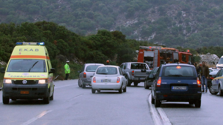 Πέλλα: Ι.Χ. έπεσε σε χαντάκι και τυλίχτηκε στις φλόγες