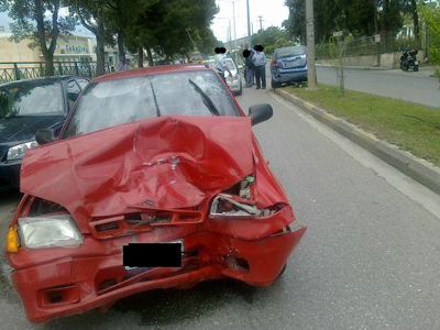 Σύγκρουση οχημάτων στη Λαμία