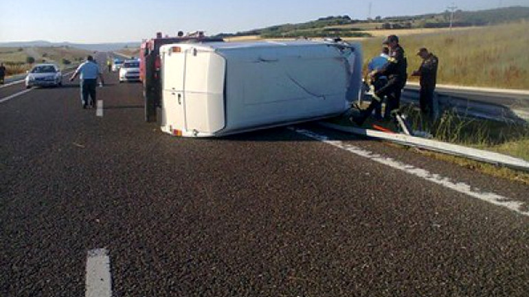 Αλεξανδρούπολη: Φορτηγάκι τούμπαρε στην Εγνατία Οδό