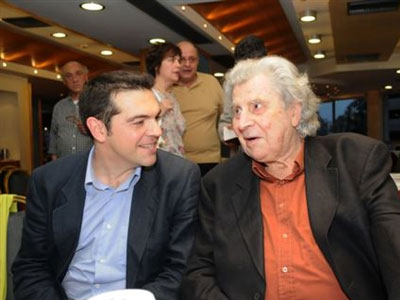 Ο Αλέξης Τσίπρας συναντά τον Μίκη Θεοδωράκη