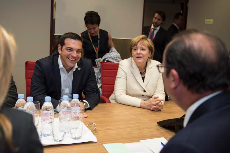 Χαμόγελα κατά τη διάρκεια του τετ α τετ