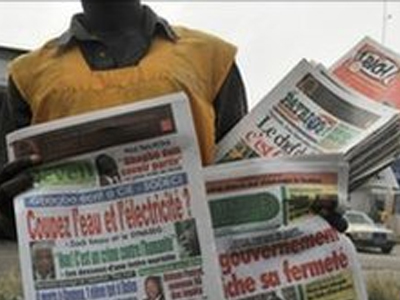 «Φιμώνουν» τον τύπο στην Ακτή Ελεφαντοστού