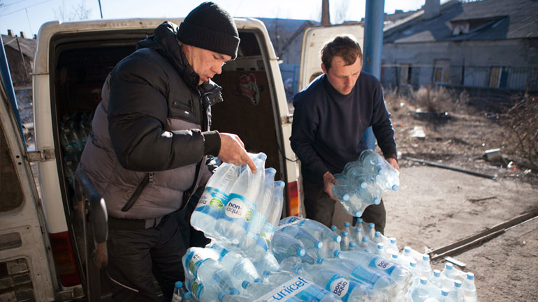 Ουκρανία: Οι αντάρτες διώχνουν τα συνεργεία βοήθειας του ΟΗΕ