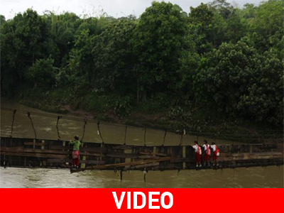 Ινδονησία: Γεφυρώνοντας το… χάσμα στην εκπαίδευση