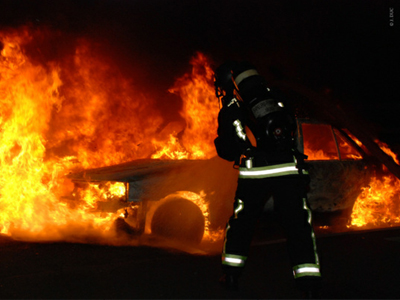 Πυρκαγιά σε υπόγειο χώρο στάθμευσης στην Άνω Πεύκη