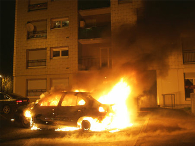 Πυρκαγιά σε αυτοκίνητο στην Κυψέλη